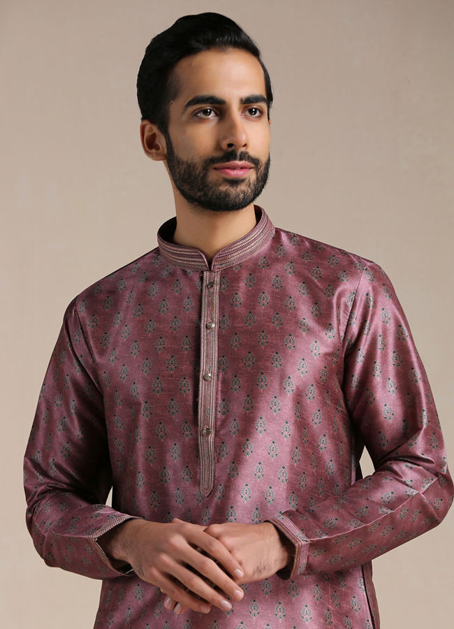 alt message - Manyavar Men Purple Printed Kurta Pajama image number 0